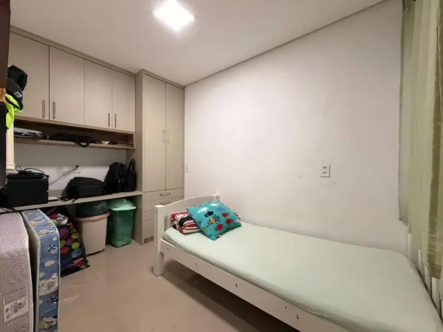Casa em condomínio com 4 quartos — foto 22