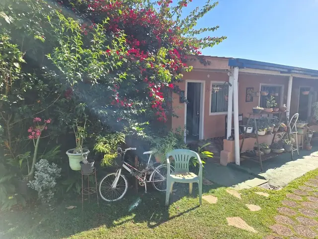 Casa em condomínio com 3 quartos — foto 3