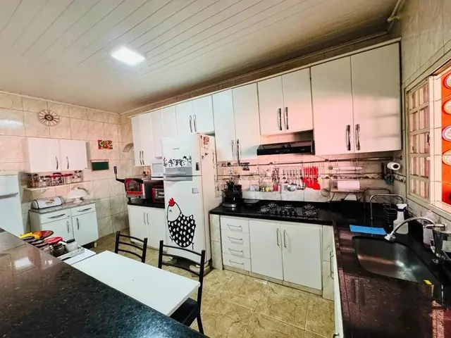 Casa em condomínio com 4 quartos — foto 5