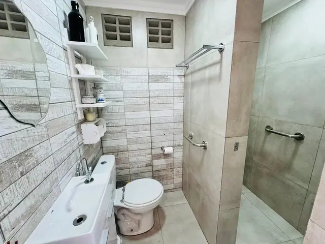 Casa em condomínio com 4 quartos — foto 17