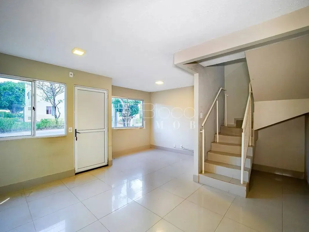 Casa em condomínio com 3 quartos — foto 1