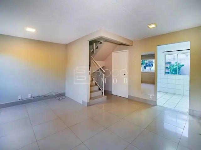 Casa em condomínio com 3 quartos — foto 4